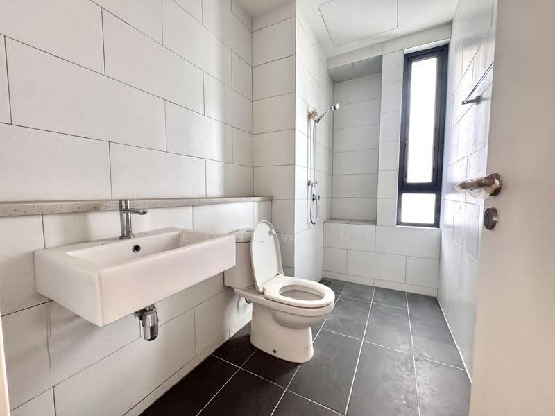 3-storey Terraced House for Sale in Rawang (Selangor) - LEON WONG - PropertyGuru.com.my