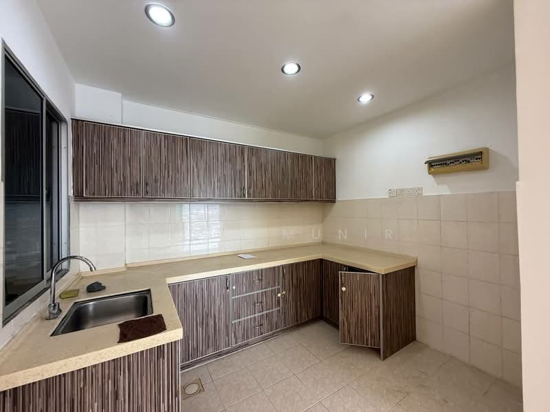 Kondominium untuk Dijual di Renjana Ampang - Basri Munir - Kitchen - PropertyGuru.com.my