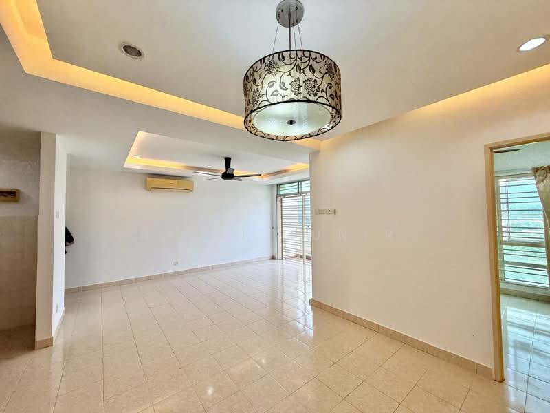 Kondominium untuk Dijual di Renjana Ampang - Basri Munir - Living Room - PropertyGuru.com.my