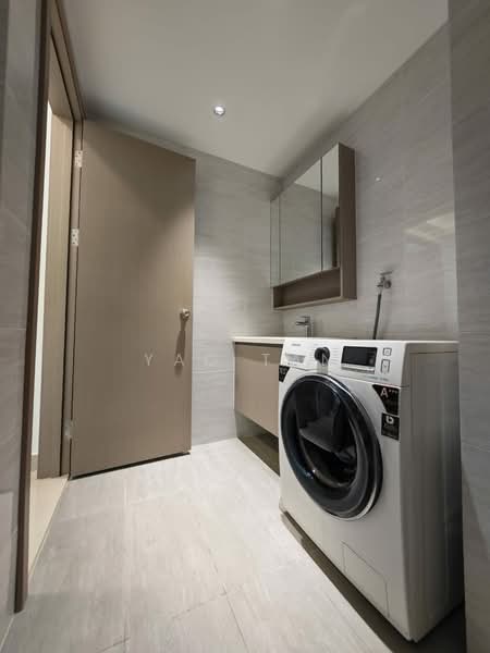 Servis Apartment untuk Disewa di Baron Residence @ Lake City - Yao Tan - Bathroom - PropertyGuru.com.my