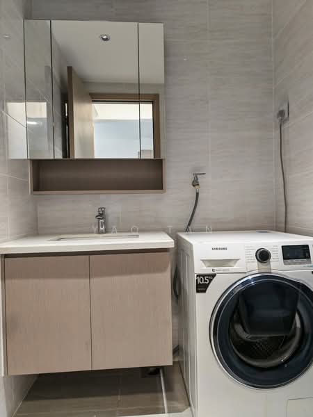 Servis Apartment untuk Disewa di Baron Residence @ Lake City - Yao Tan - Bathroom - PropertyGuru.com.my