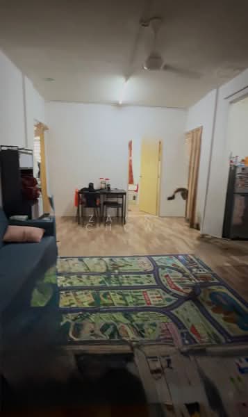 Flat for Sale at Taman Mount Austin - Zack Chow - Living Room - PropertyGuru.com.my