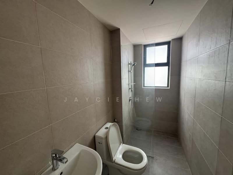 Service Residence for Rent at 8th & Stellar - Jaycie Hew - Bathroom - PropertyGuru.com.my