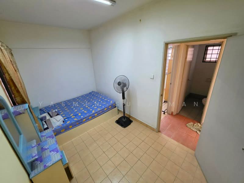 Condominium for Sale at Vista Amani - Yasmin Sulaiman - Bedroom - PropertyGuru.com.my