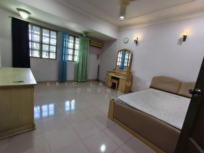 Rumah Teres 2 Tingkat untuk Dijual di BANDAR PUCHONG JAYA (Puchong) - Eric Lau Mun Chung - Bedroom - PropertyGuru.com.my