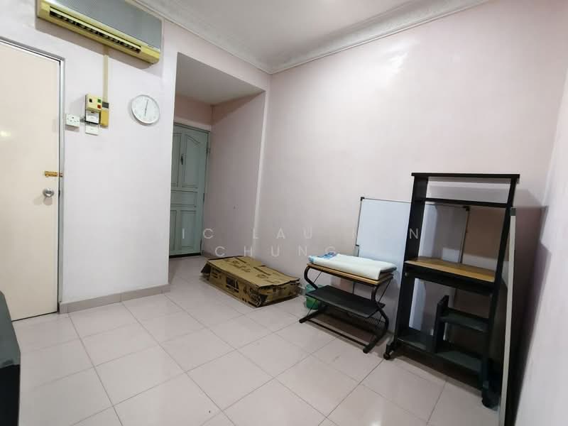 Rumah Teres 2 Tingkat untuk Dijual di BANDAR PUCHONG JAYA (Puchong) - Eric Lau Mun Chung - Interior - PropertyGuru.com.my