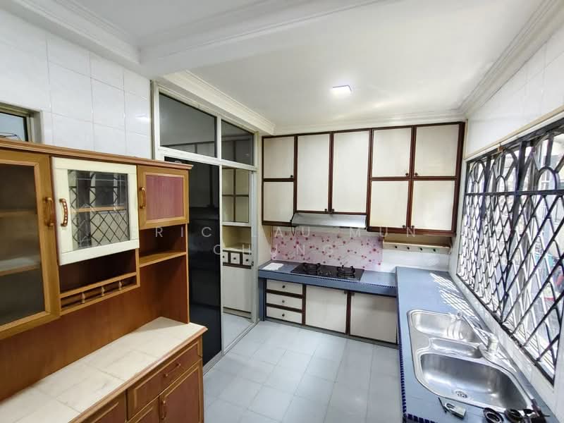 Rumah Teres 2 Tingkat untuk Dijual di BANDAR PUCHONG JAYA (Puchong) - Eric Lau Mun Chung - Kitchen - PropertyGuru.com.my