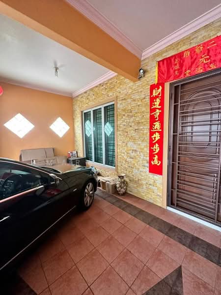 2-storey Terraced House for Sale in Taman Pelangi (Johor Bahru) - Marvin Lim - Exterior - PropertyGuru.com.my