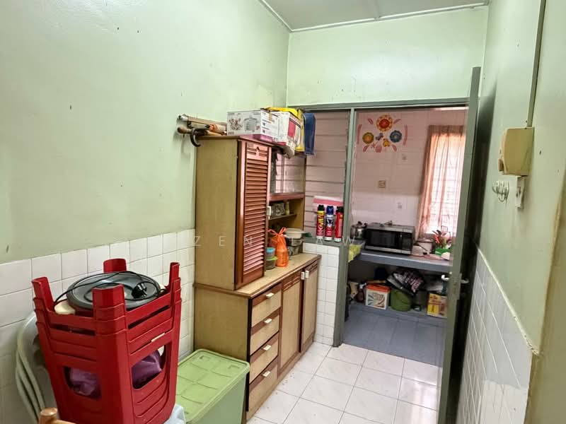 1-storey Terraced House for Sale in Taman Cheras Perdana (Cheras) - Zen Law - Kitchen - PropertyGuru.com.my