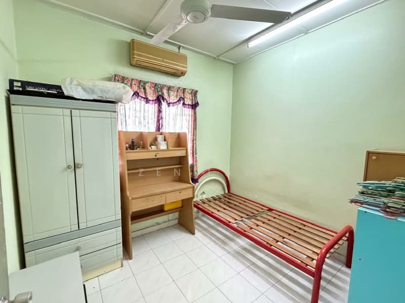 1-storey Terraced House for Sale in Taman Cheras Perdana (Cheras) - Zen Law - Bedroom - PropertyGuru.com.my