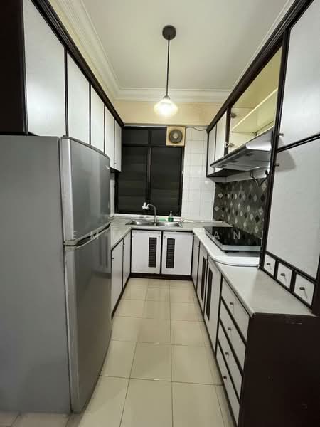 Kondominium untuk Disewa di Sunny Ville Condominium - Emma Chan - Kitchen - PropertyGuru.com.my