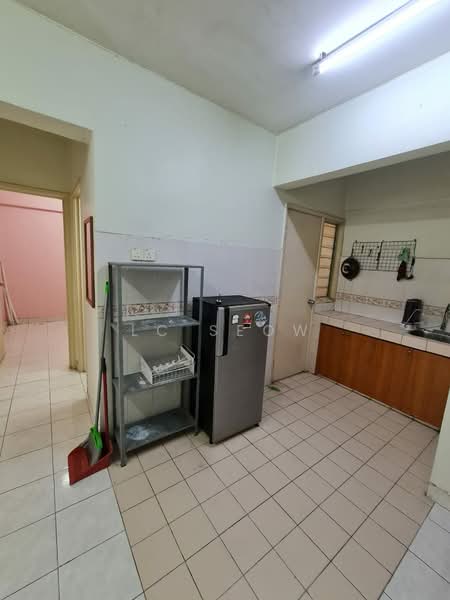 Condominium for Sale at Pelangi Damansara - LC Seow - Kitchen - PropertyGuru.com.my