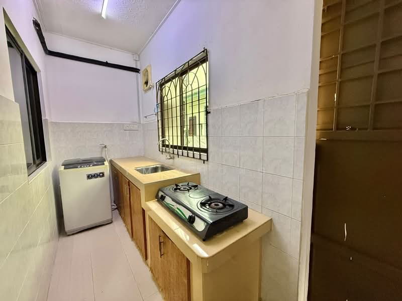 Rumah Teres 2 Tingkat untuk Disewa di Taman Pantai Emas (Klebang) - YM Chong - PropertyGuru.com.my