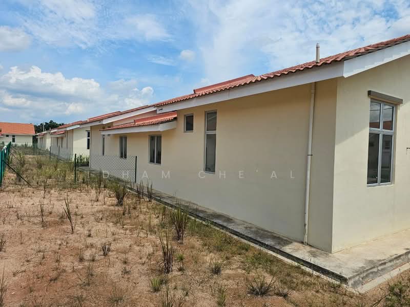 Semi-Detached House for Sale in Taman Seri Damai Perdana (Kuantan) - Idham Che'Ali - Exterior - PropertyGuru.com.my