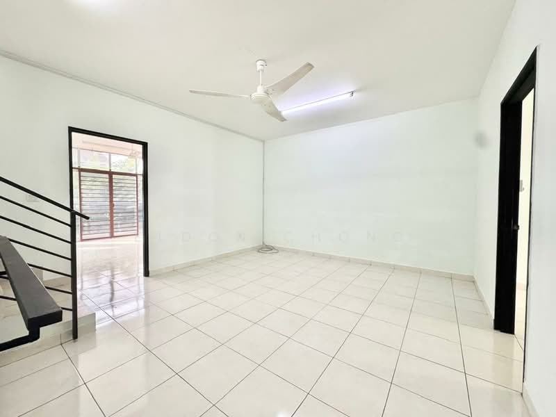 Rumah Teres 3 Tingkat untuk Dijual di Kajang (Selangor) - Eldon Chong - Living Room - PropertyGuru.com.my