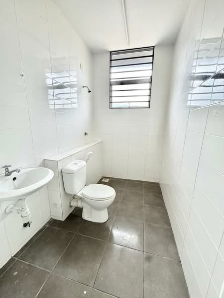 Rumah Teres 3 Tingkat untuk Dijual di Kajang (Selangor) - Eldon Chong - Bathroom - PropertyGuru.com.my