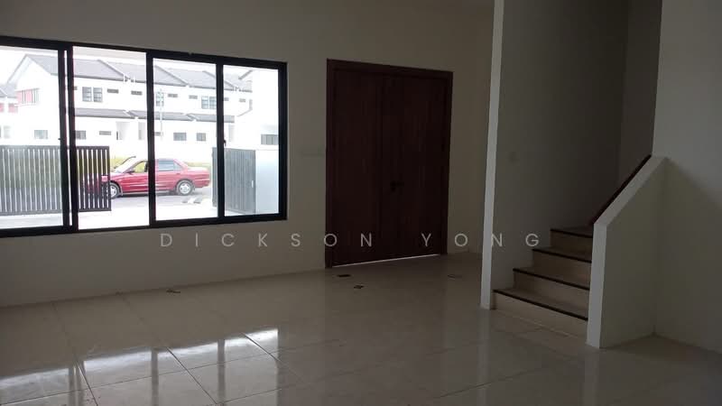 2-storey Terraced House for Sale in Taman Malihah (Kuching) - Dickson Yong - Living Room - PropertyGuru.com.my