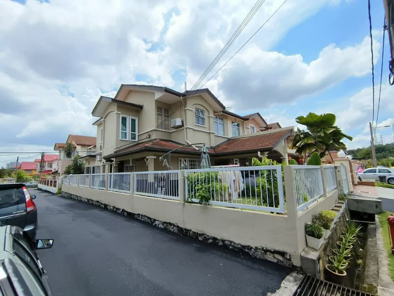 Rumah Teres 2 Tingkat untuk Dijual di Bandar Putra Permai (Seri Kembangan) - Faliyana binti Muda - PropertyGuru.com.my