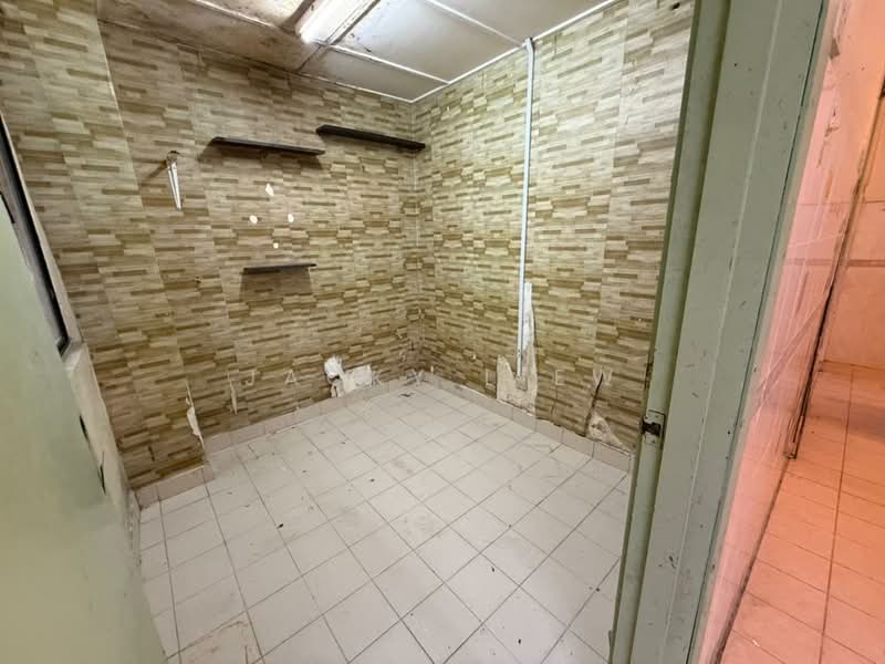Terraced House for Sale in Bandar Country Homes (Rawang) - Jacky Liew - Interior - PropertyGuru.com.my