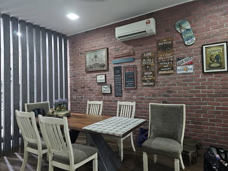 3-storey Terraced House for Sale in Bandar Nusaputra (Puchong) - Rich Rao - Dining Room - PropertyGuru.com.my