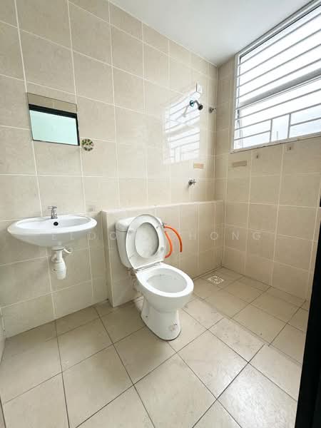 3-storey Terraced House for Sale in Kajang (Selangor) - Eldon Chong - Bathroom - PropertyGuru.com.my