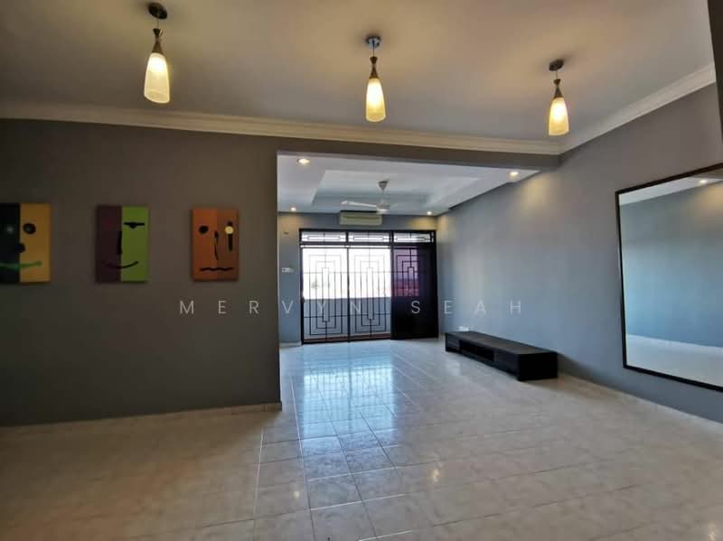 Kondominium untuk Dijual di Sunrise Garden Condominium - Mervyn Seah - Living Room - PropertyGuru.com.my