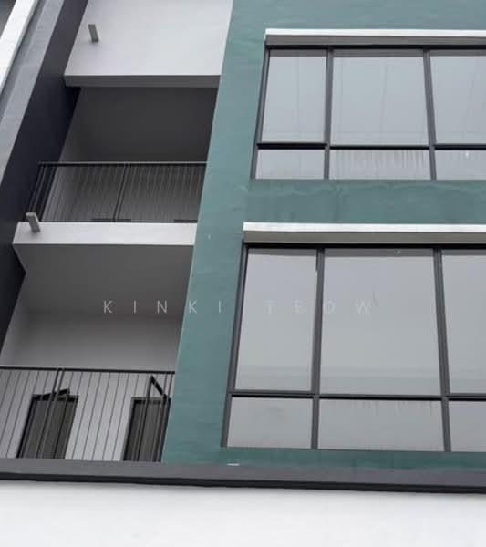 Kedai untuk Disewa di Austin Crest (Johor Bahru) - Kinki Teow - Exterior - PropertyGuru.com.my