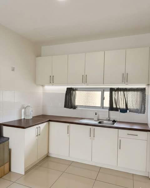 Condominium for Rent at Elevia Residences - JK Lau - Kitchen - PropertyGuru.com.my