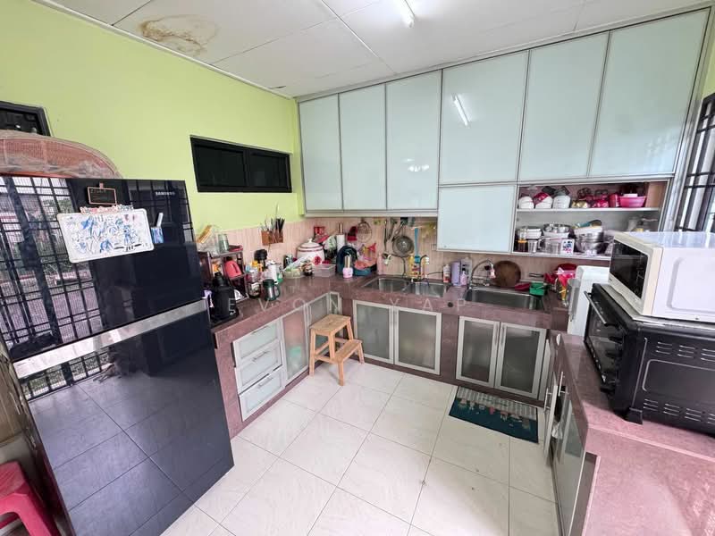 Rumah Teres 1.5 Tingkat untuk Dijual di Taman Mutiara Rini (Skudai) - Evon Yap - Kitchen - PropertyGuru.com.my