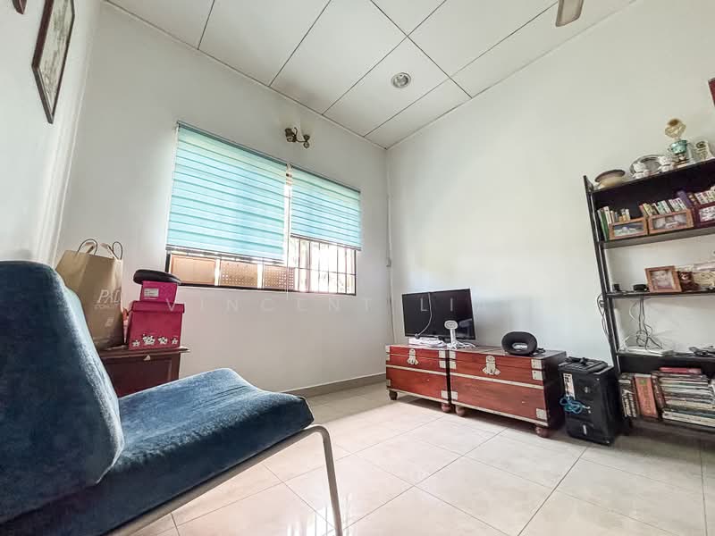 2-storey Terraced House for Sale in Petaling Jaya (Selangor) - Vincent Liaw - Living Room - PropertyGuru.com.my