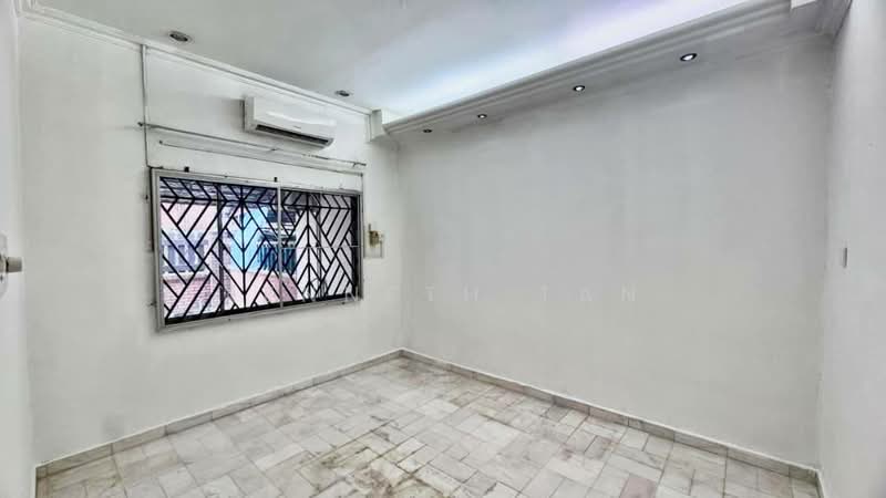 Rumah Teres untuk Dijual di Johor Bahru (Johor) - Kenneth Tan - PropertyGuru.com.my