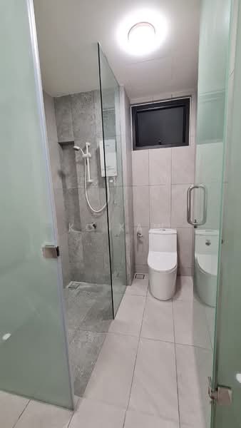 Servis Apartment untuk Disewa di Emerald 9 - KC KAW - Bathroom - PropertyGuru.com.my