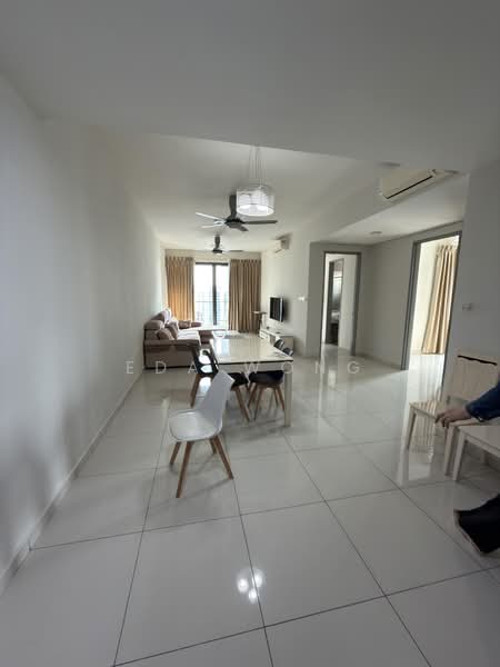 Kondominium untuk Disewa di Infiniti 3 Residences - Eda Wong - Living Room - PropertyGuru.com.my