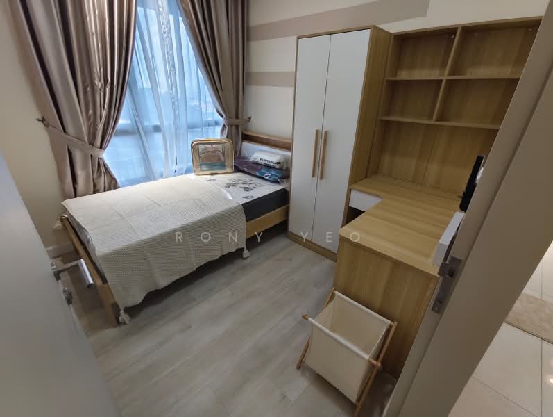 Service Residence for Sale at Quinn Residence - Rony Yeo - Bedroom - PropertyGuru.com.my