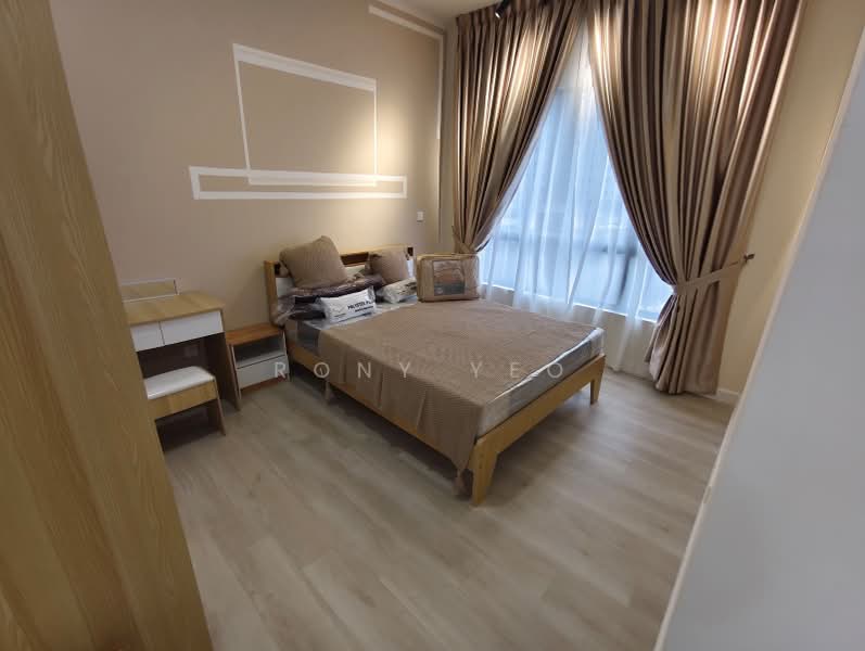 Service Residence for Sale at Quinn Residence - Rony Yeo - Bedroom - PropertyGuru.com.my
