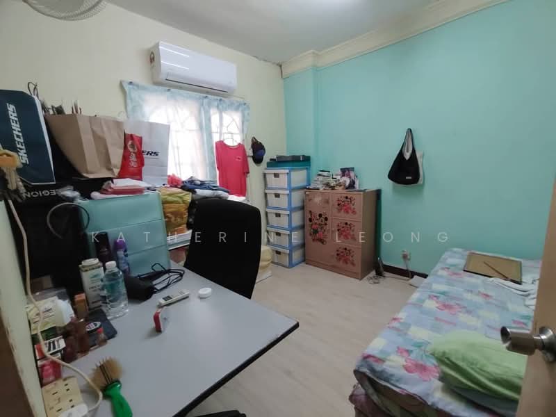Rumah Flat untuk Dijual di Rajawali Apartment - Katherine Leong - Bedroom - PropertyGuru.com.my