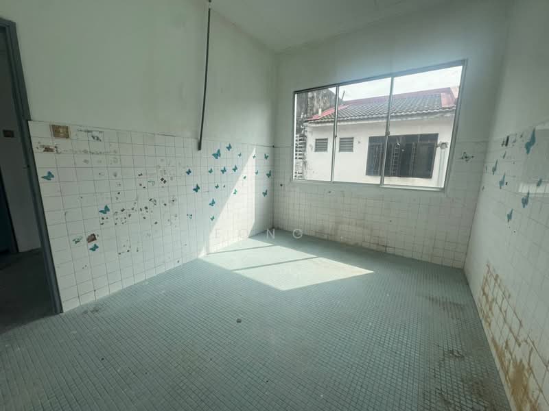 Kedai / Pejabat untuk Disewa di Seksyen 2, Taman Kinrara (Puchong) - Yeong . - Interior - PropertyGuru.com.my