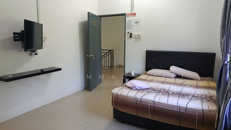 2-storey Terraced House for Sale in Taman Sri Buntar (Triang) - Mohammad Azizi - PropertyGuru.com.my