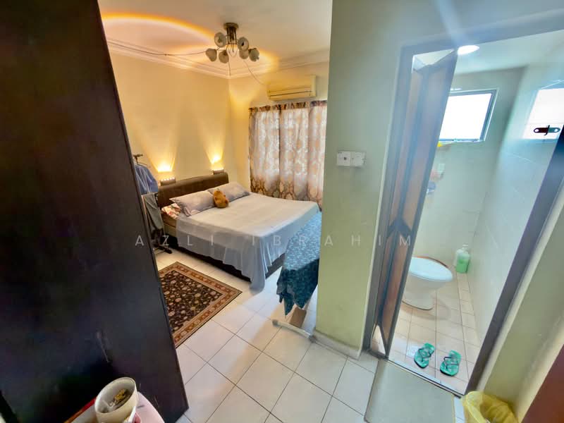 Condominium for Sale at Laksamana Puri - Azli Ibrahim - Bedroom - PropertyGuru.com.my