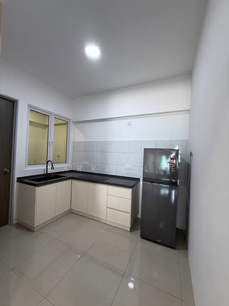 Kondominium untuk Dijual di Zen 6 - Darren Lye - Kitchen - PropertyGuru.com.my