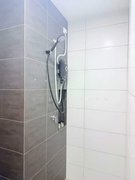 Service Residence for Rent at Horizon Suites - Kayden Siah - Bathroom - PropertyGuru.com.my