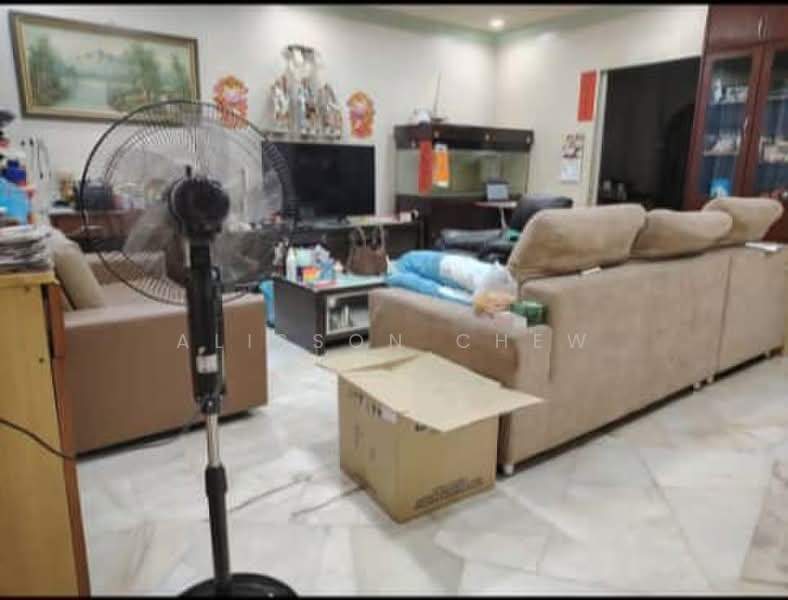 Rumah Teres 2 Tingkat untuk Dijual di Bayan Lepas (Penang) - Alisson Chew - Living Room - PropertyGuru.com.my