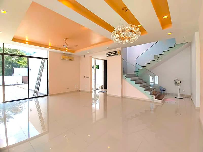 Bungalow House untuk Dijual di Sungai Long (Bandar Sungai Long) - CS Lim - Living Room - PropertyGuru.com.my