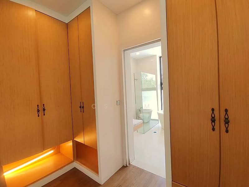 Bungalow House untuk Dijual di Sungai Long (Bandar Sungai Long) - CS Lim - Bathroom - PropertyGuru.com.my