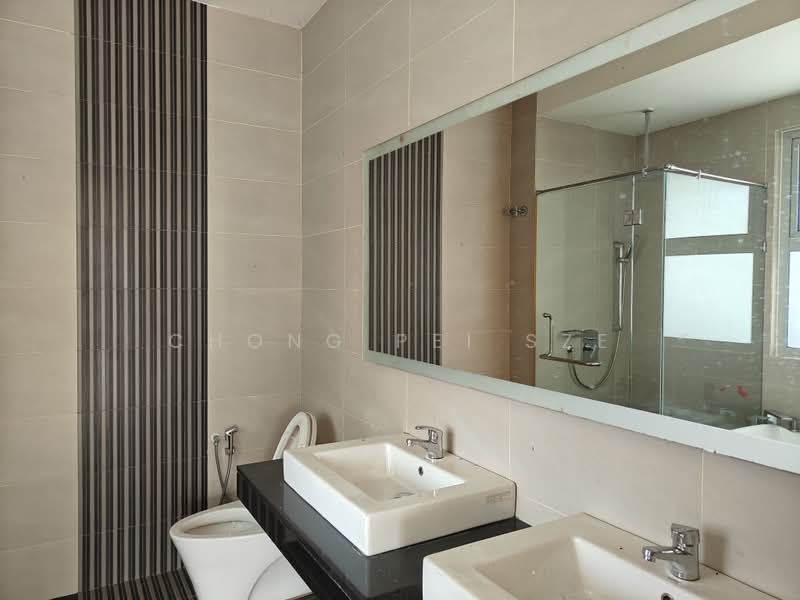 Rumah Berkembar untuk Dijual di Kipark Sri Utara (Batu) - Chong Pei Sze - Bathroom - PropertyGuru.com.my