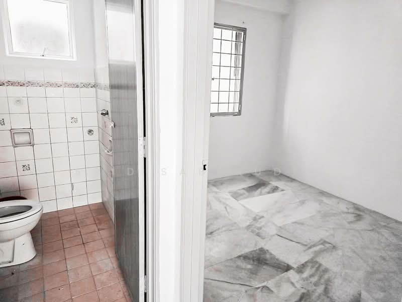 Condominium for Sale at Pandan Heights Condominium - Abid Sabarudin - Bathroom - PropertyGuru.com.my