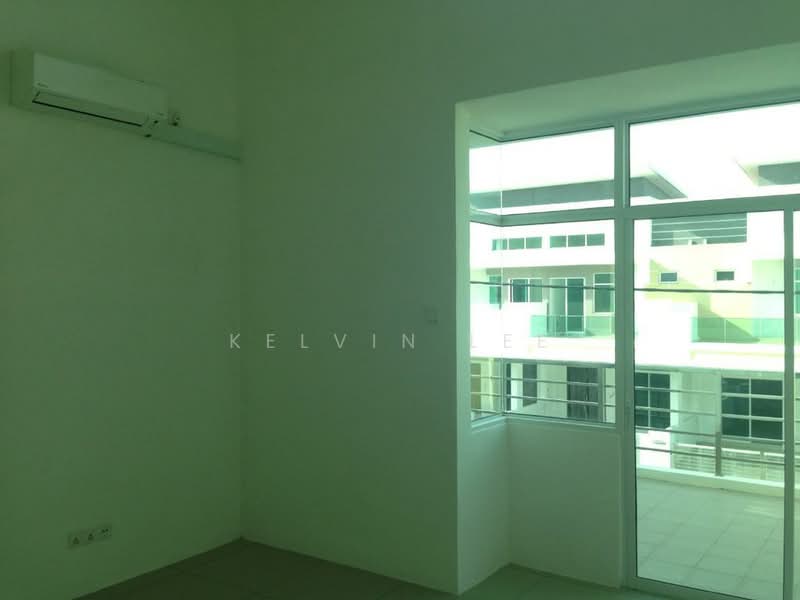 Rumah Teres 2 Tingkat untuk Dijual di Balik Pulau (Penang) - Kelvin Lee - Balcony - PropertyGuru.com.my