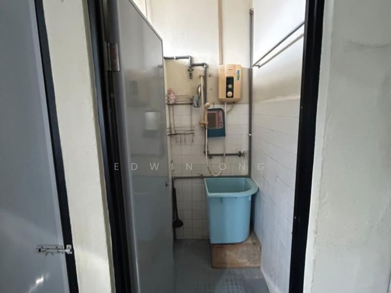 Rumah Flat untuk Dijual di Taman Merak - Edwin Ong - PropertyGuru.com.my