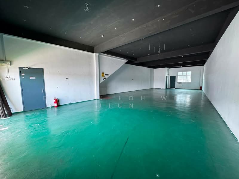 Shop / Office for Rent in Taman Gangsa (Durian Tunggal) - Dicson Loh Wen Jiun - Interior - PropertyGuru.com.my