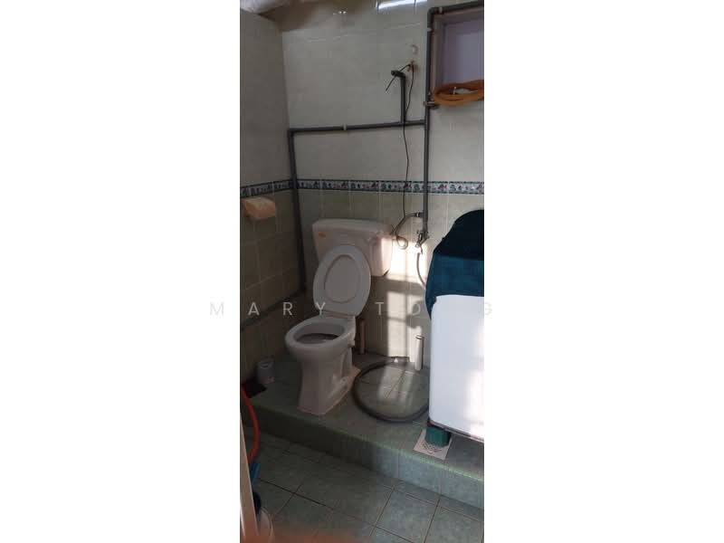 Rumah Flat untuk Dijual di Mutiara Fadason - Mary Tong - Bathroom - PropertyGuru.com.my
